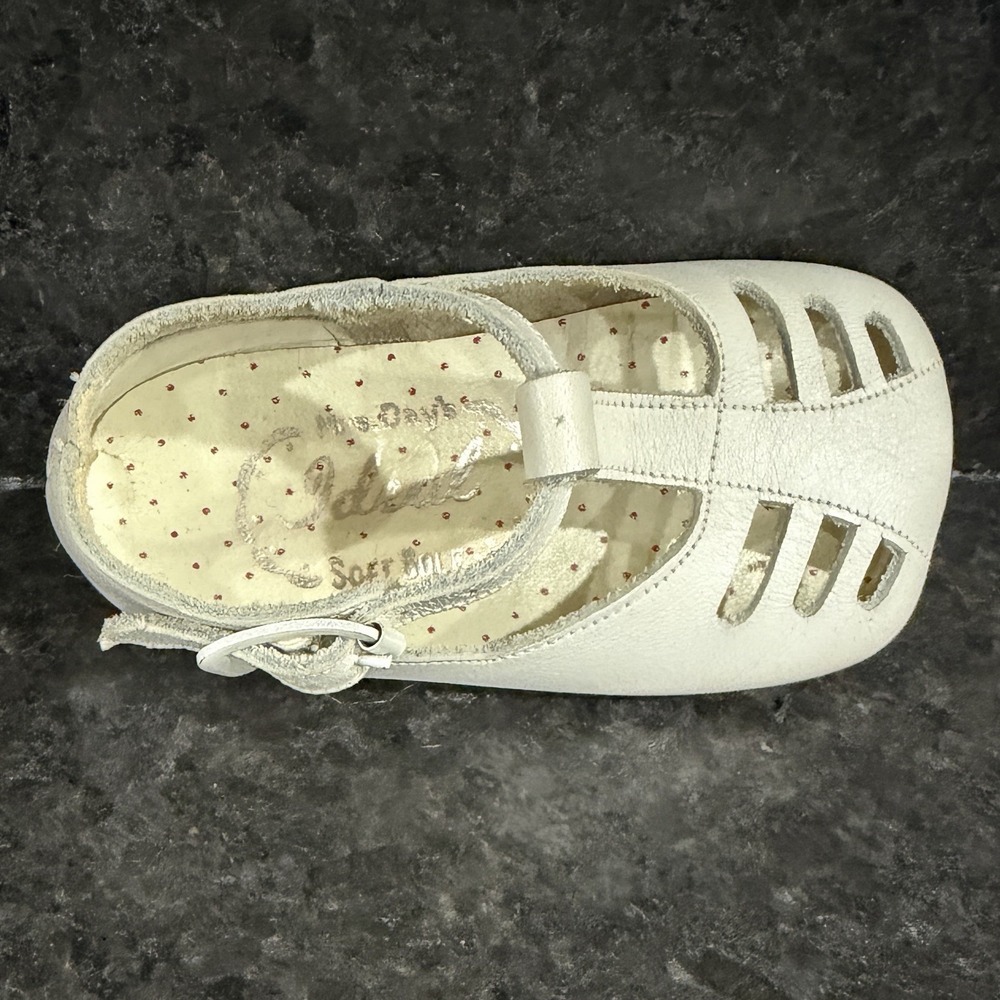 Mrs Days Ideal Baby Shoes Vintage 1960's T-Strap White Size 0 With Original Box - Picture 7 of 16